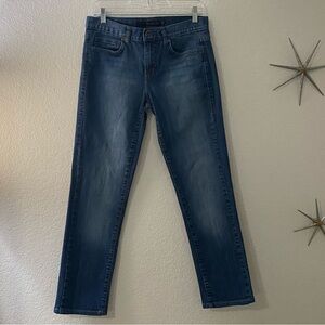 Calvin Klein, Women’s straight leg Skinny Jeans Size  28/6